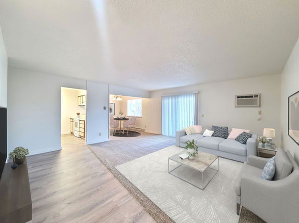 2735 E Upriver Dr APT 2