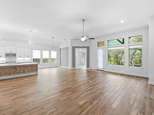110 STABLEWOOD CT, Boerne, TX 78006
