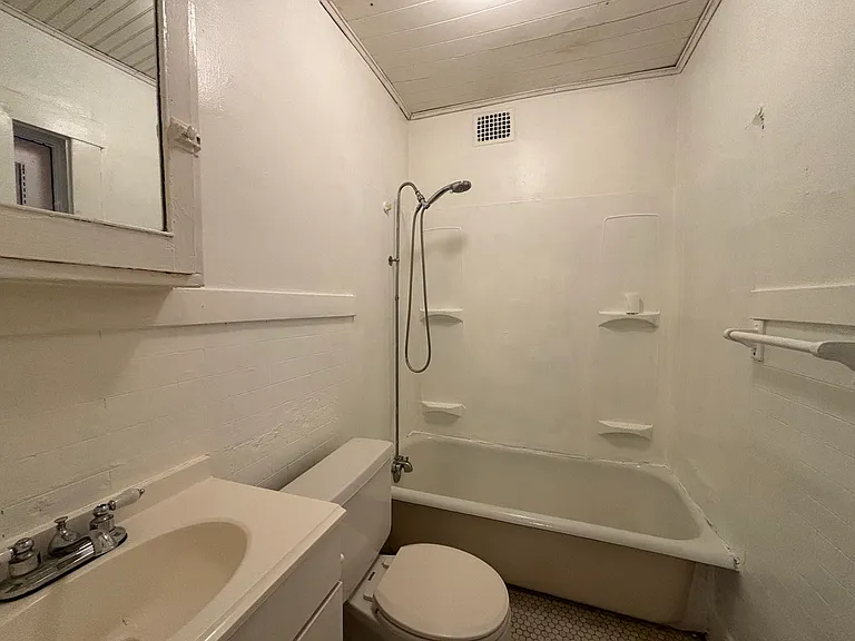 3827 Terrace St #1 — Photo 8