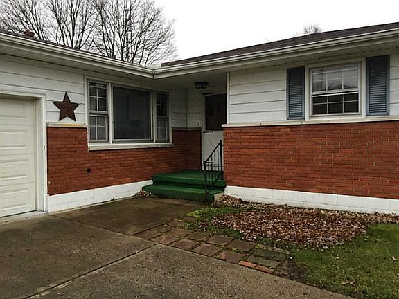 2nd image of 815 Terry Ln