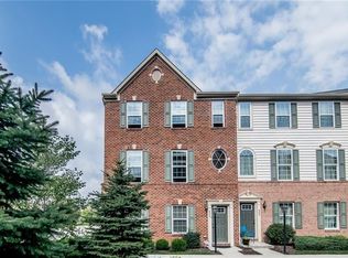 504 Pointe View Dr, Mars, PA 16046