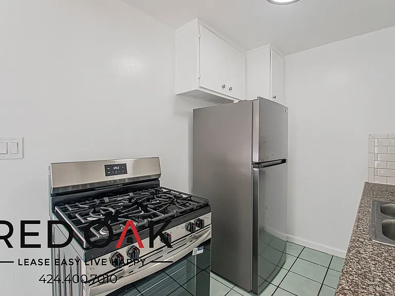 8118 S Western Ave #2 — Photo 13