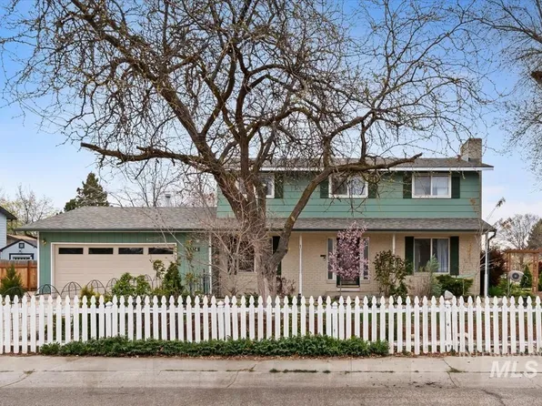 1114 NW 11th St, Meridian, ID 83642