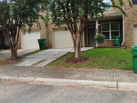 2nd image of 4429 Dallis Ct