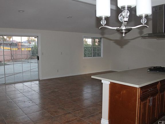 5th image of 13782 Sproule Ave