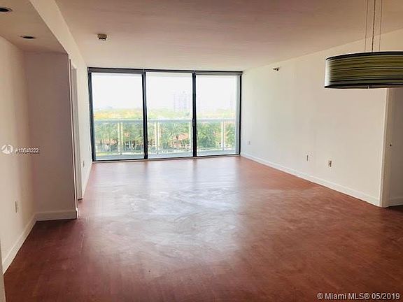 5th image of 20505 E Country Club Dr APT 839