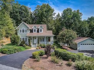 725 Laurel Ridge Rd, Columbus, NC 28722