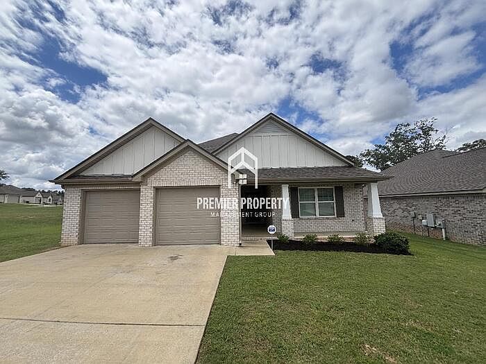 1st image of 110 Preserve Cir