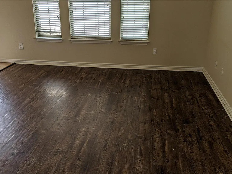 114 Sendero Dr — Photo 6