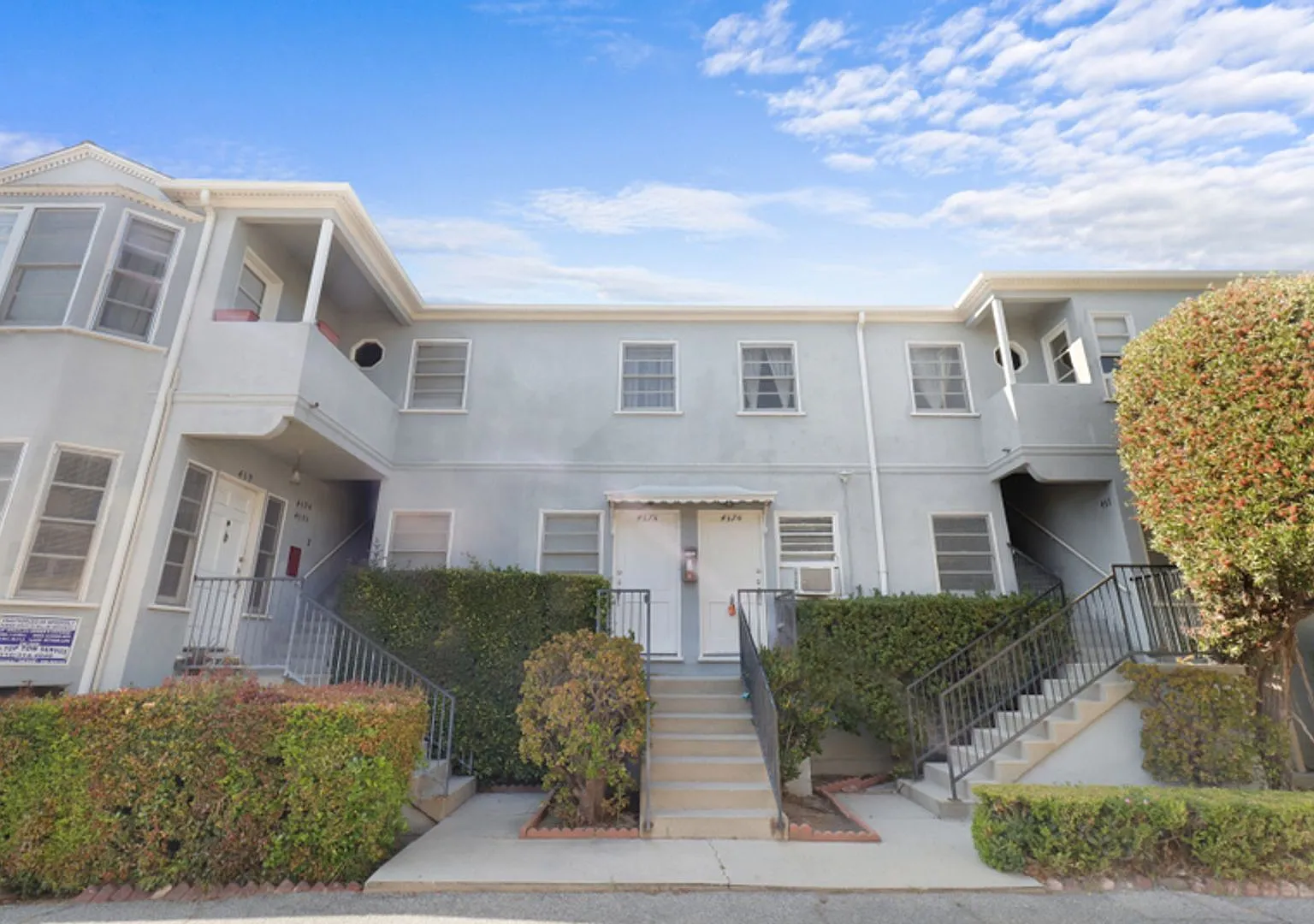 455 Midvale Ave — Photo 3