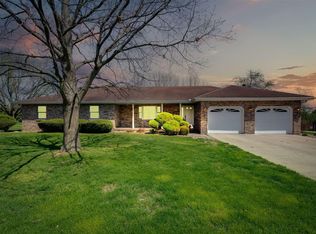 13339 Tango Rd, Bloomington, IL 61705