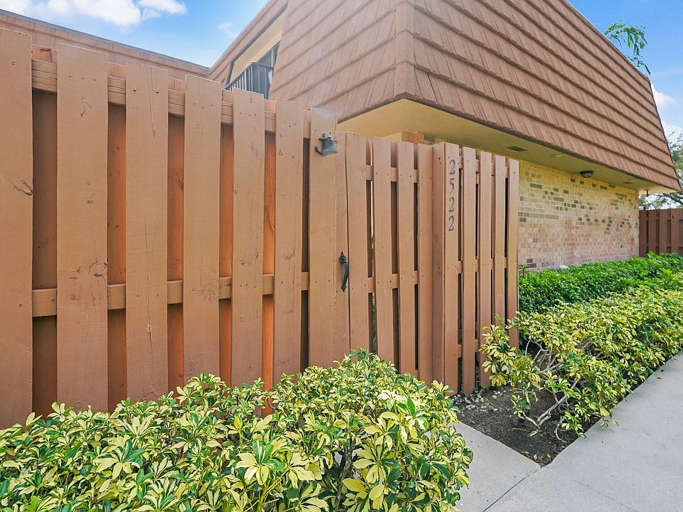 1st image of 2522 Camelot Court