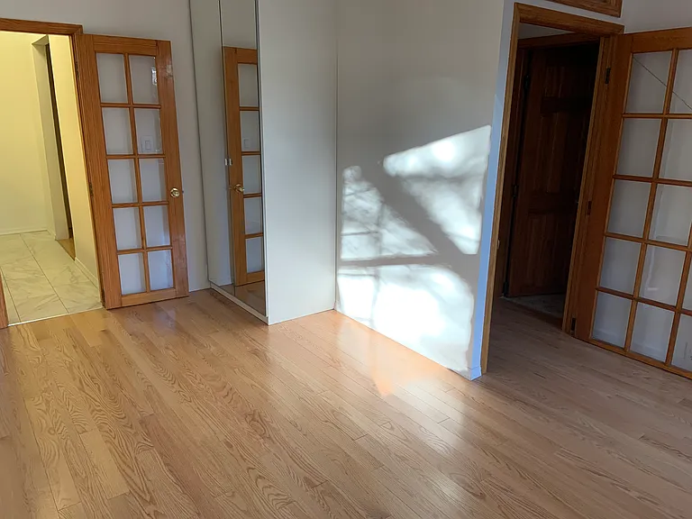 196 W 9th St #1 — Photo 13