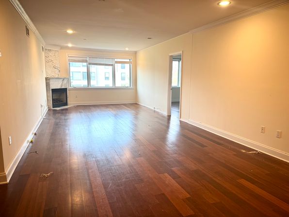 (undisclosed Address)