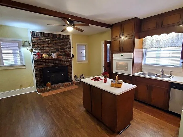 7025 Rico Rd — Photo 12
