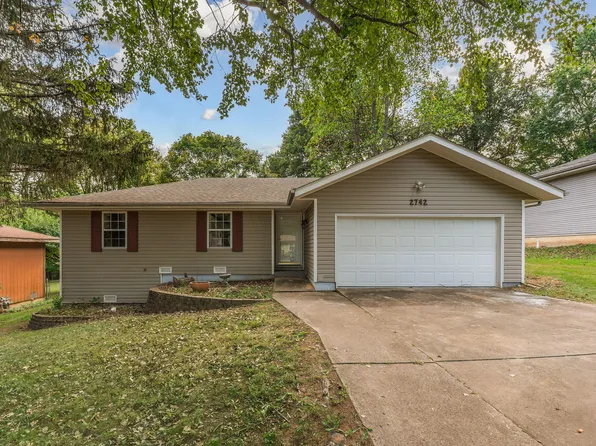 2742 E Cragmont Street, Springfield, MO 65804