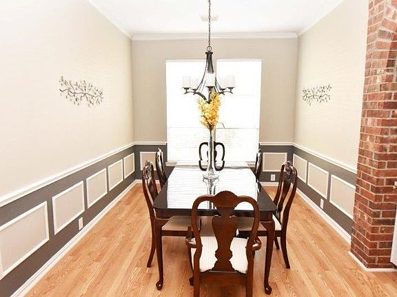 3rd image of 10001 Erin Glen Way