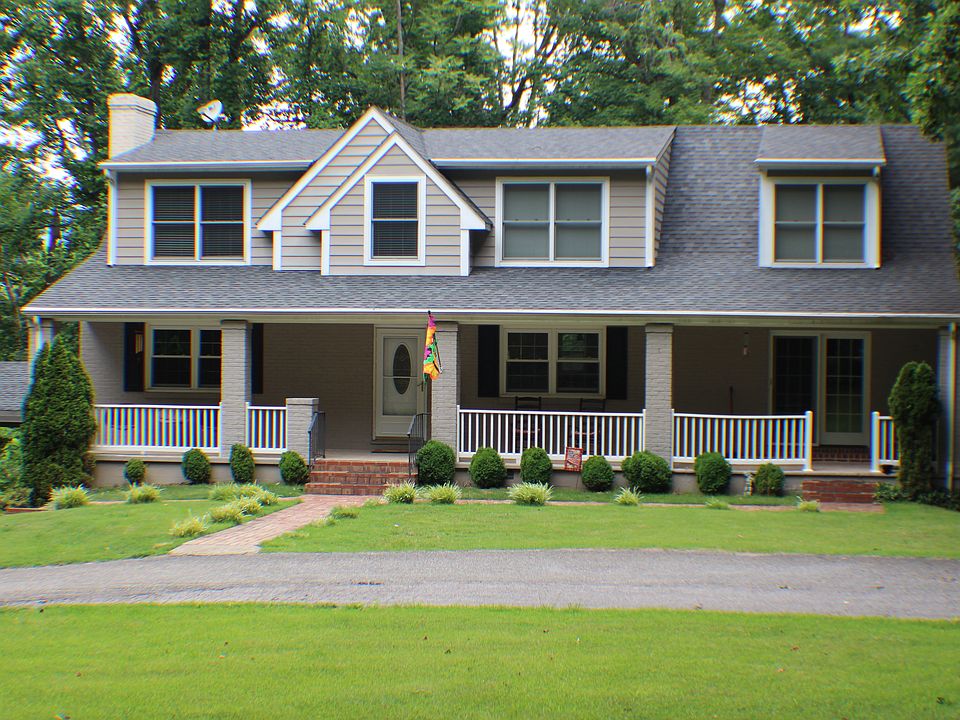 1st image of 1952 Tucker Ln