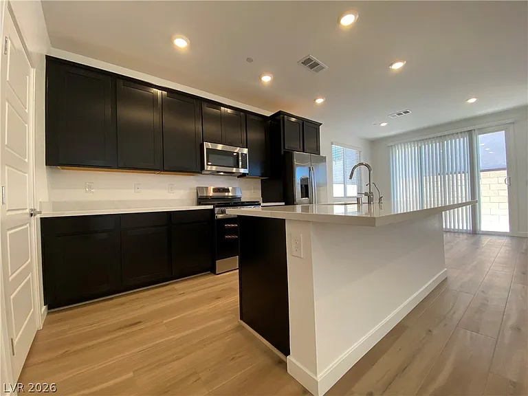 2608 Morning Moon St — Photo 8