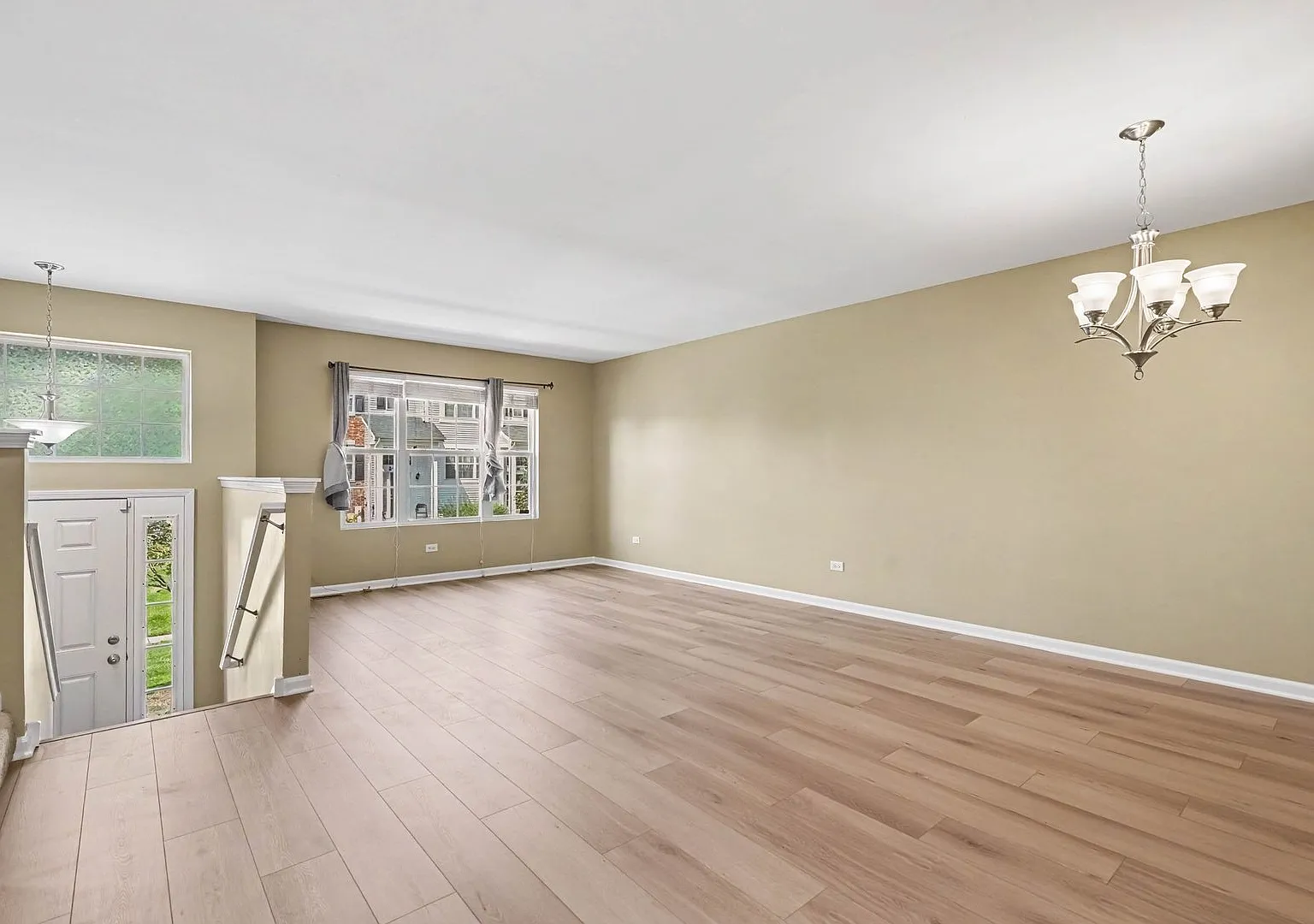 3 bed, 2.5 bath, 1757 sqft, $2,600 — Photo 4