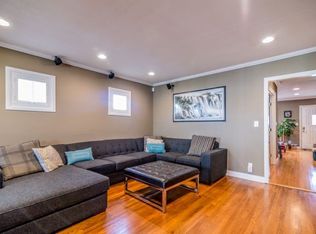 20651 Hart St, Winnetka, CA 91306