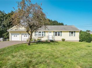 119 Willow St, Wethersfield, CT 06109