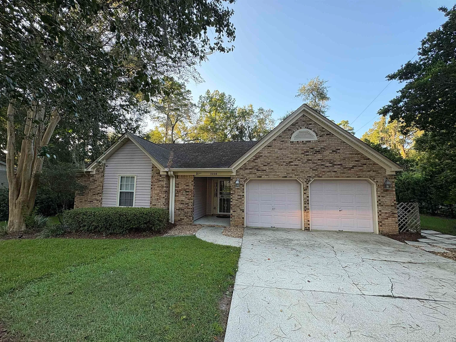 3 bed, 1890 sqft, $2,650 — Photo 1