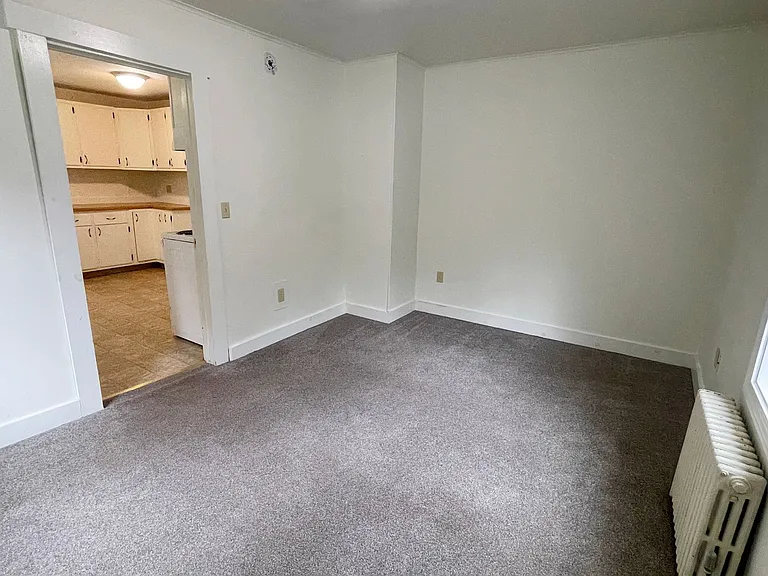 155 Center St — Photo 20