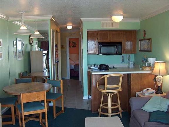 2nd image of 6300 Seawall Blvd