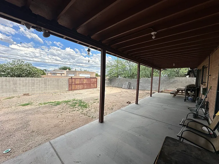 3209 S Capri Cir — Photo 43