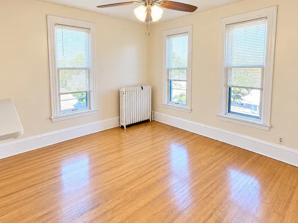 1010 23rd Ave NE APT 3, Minneapolis, MN 55418