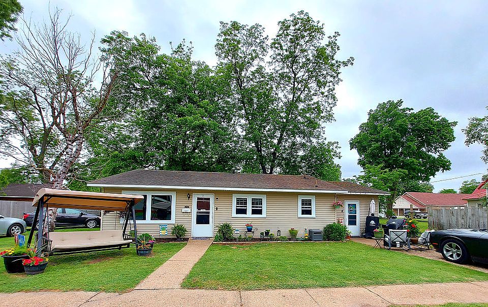1st image of 609 De Lisle Ave