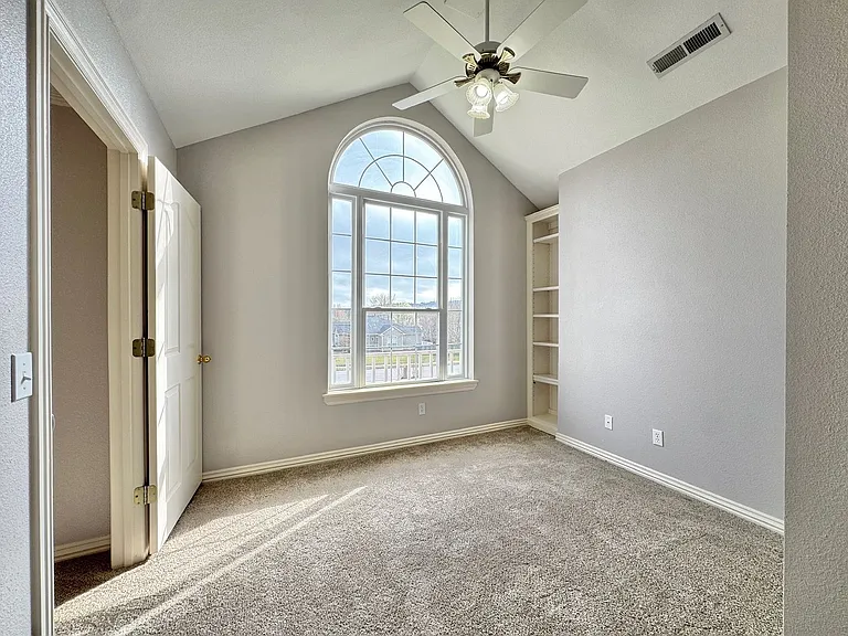 3834 E Chadwick Dr — Photo 34