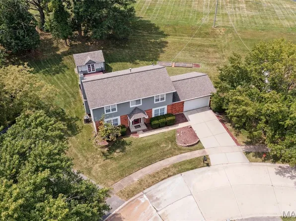 11867 Spruce Orchard Dr, Saint Louis, MO 63146
