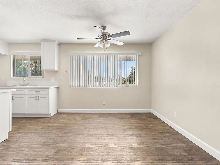 Waldorf Apartments- Riverside, CA — Photo 31