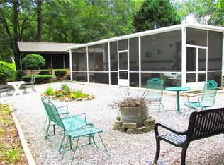 317 Hidden Valley Rd, Cleveland, GA 30528