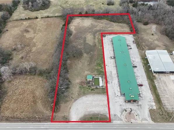 3222 W Main St, Independence, KS 67301