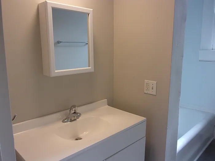 411 N Confederate Ave #1 — Photo 9