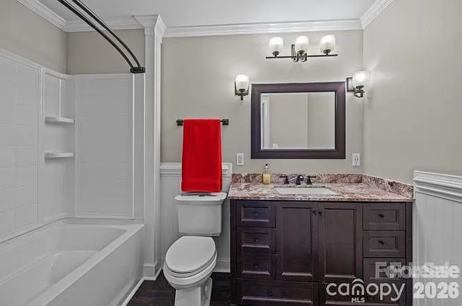 1501 Herrin Ave — Photo 9