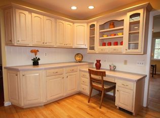 36 Cross Rd, Morris Plains, NJ 07950