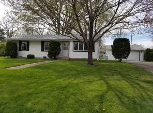 8528 Clinton Ave S, Bloomington, MN 55420