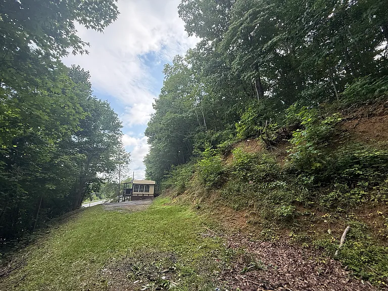 637 Country Girl Rd — Photo 14