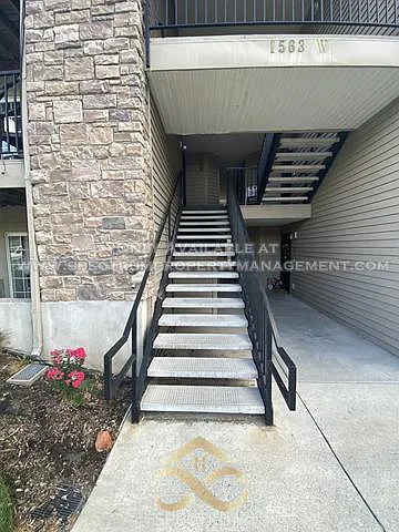 1563 Westbury Way #I — Photo 3