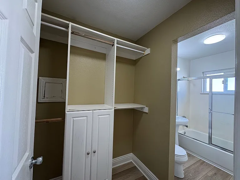 1160 E Lexington Ave E #16 — Photo 6
