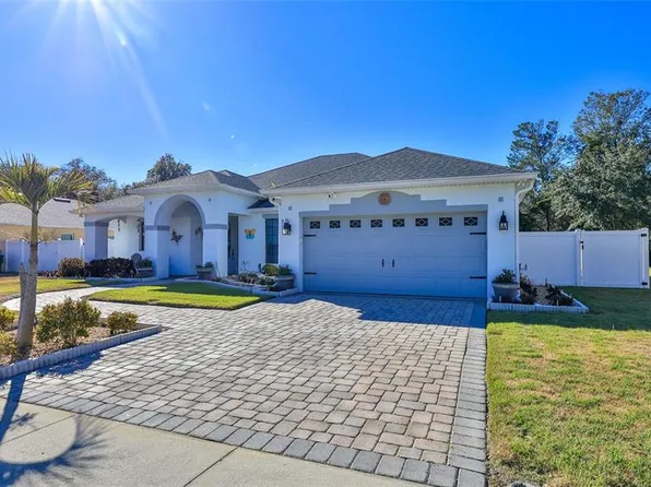 911 Fallbrooke Ave, Deltona, FL 32725