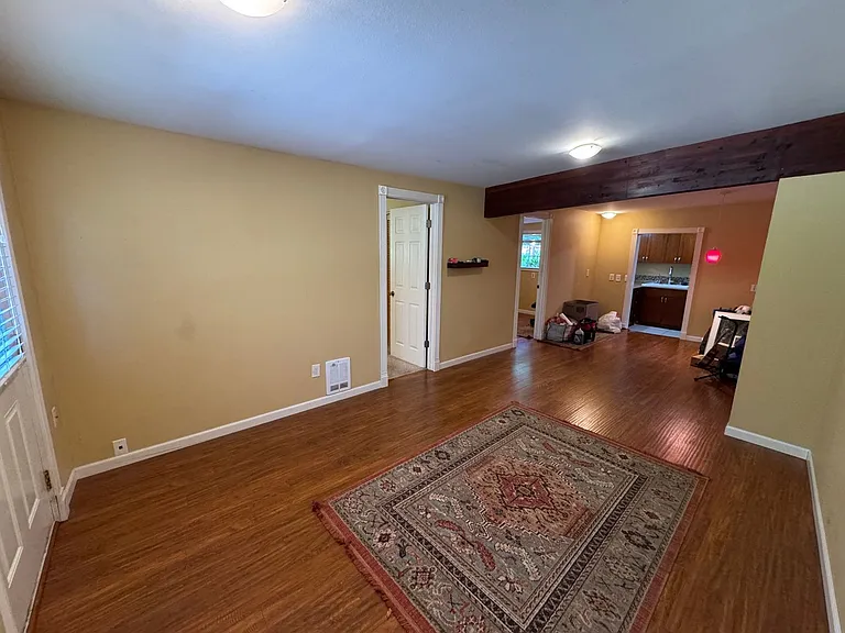 1893 Yew Street Rd — Photo 5