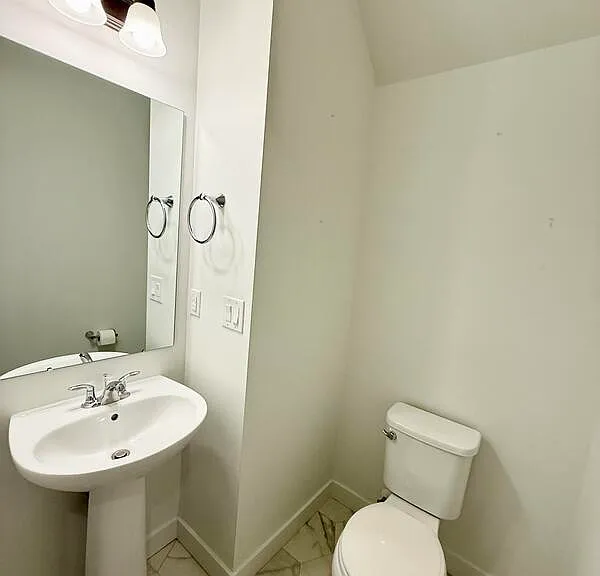 10539 S Liv Way #S — Photo 8