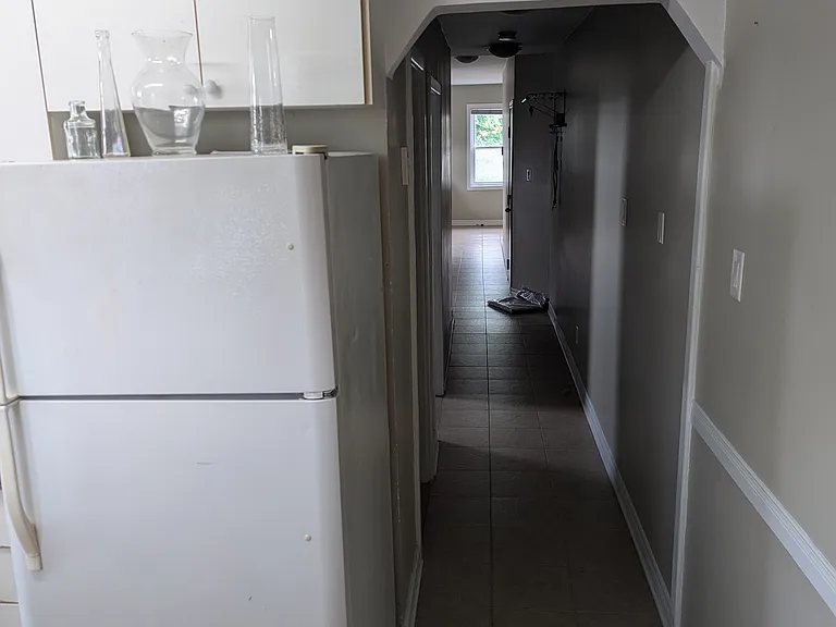93 Carruthers Ave #3 — Photo 4