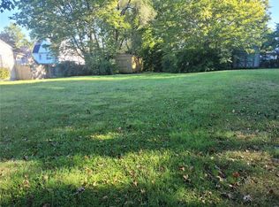 522 W Tremont St, Hillsboro, IL 62049