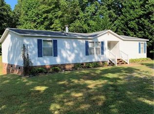 8123 Shoeline Rd, Stokesdale, NC 27357